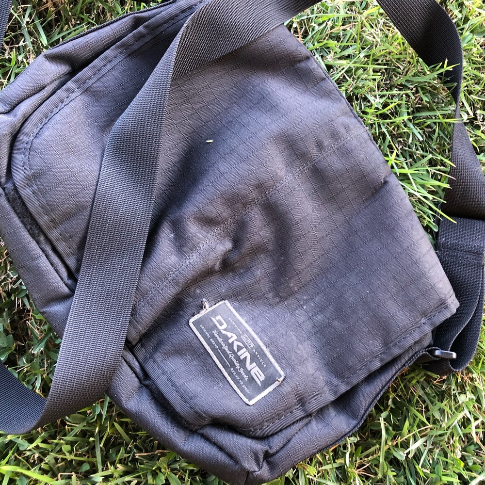 Slim Messenger Bag
